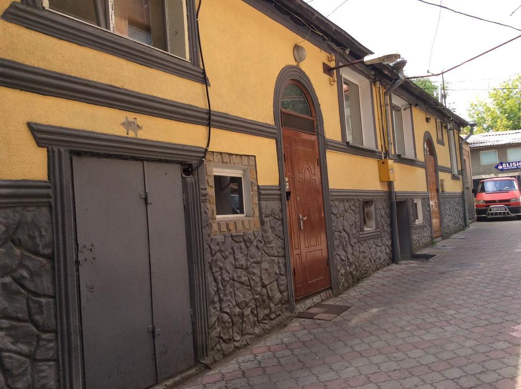 Bazar Motel Chisinau Exterior photo